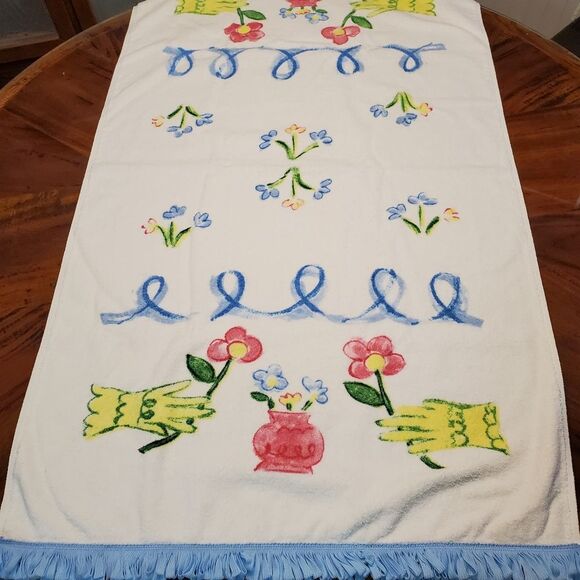 Whimsical Garden and Shoe Bath Towel Set - Picture 3 of 4
